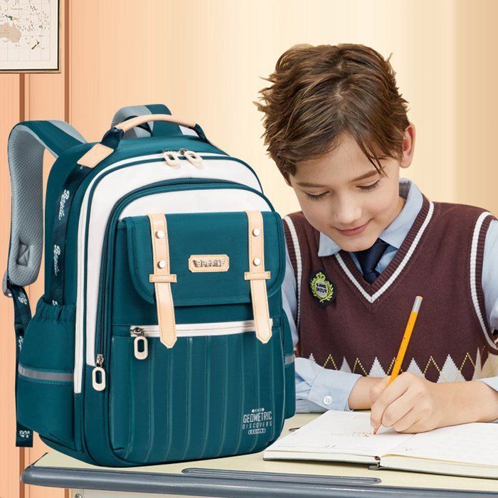 リュックサック キッズ 子供 女の子 男の子 ジュニア リュック かわいい 入園 入学 バッグ お祝い 入園グッズ 通園バッグ 幼稚園 保育