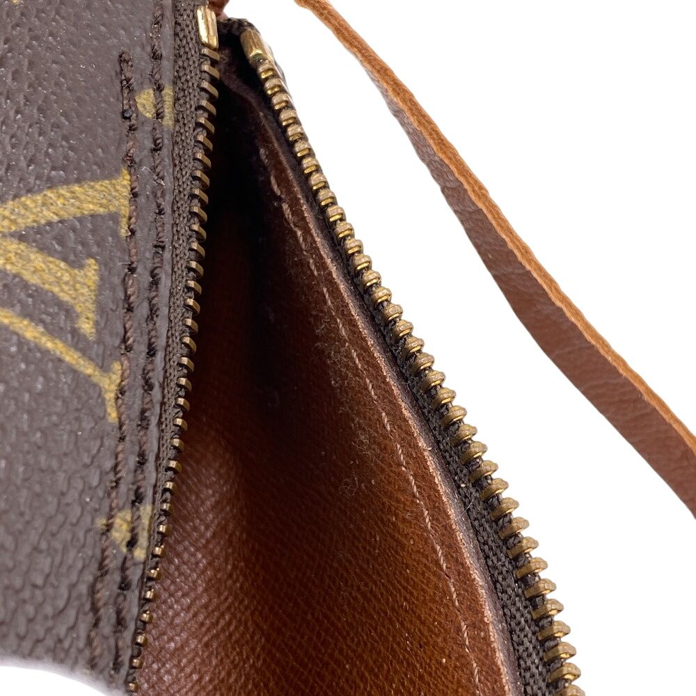 VUITTON