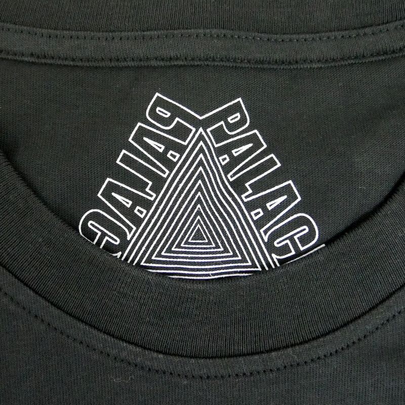 PALACE パレス 国内正規 25AW 福岡オープン限定 FUKUOKA TRIFERG T 