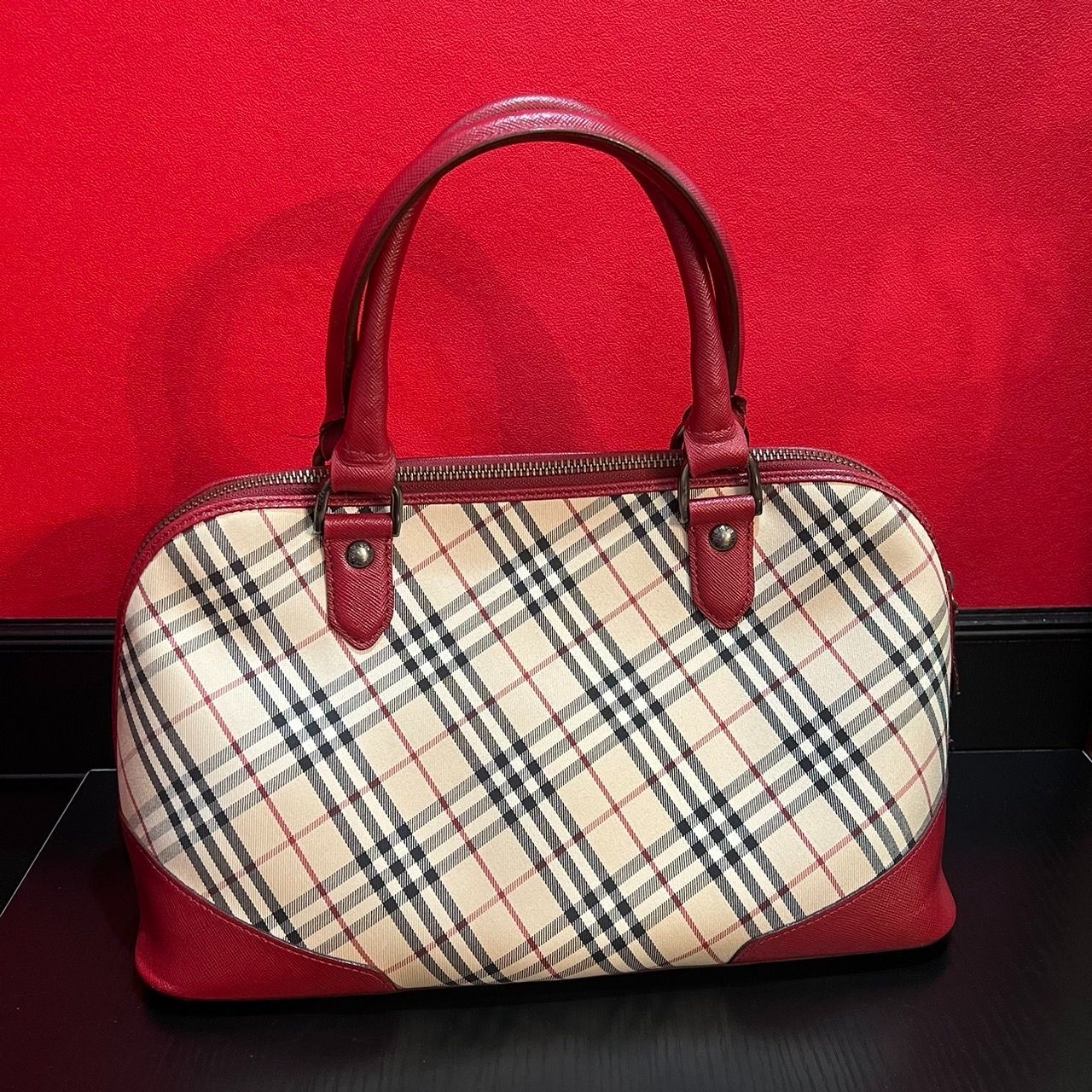 美品☆ Burberry バーバリー チェック柄ターンロックハンドバッグ ノバ