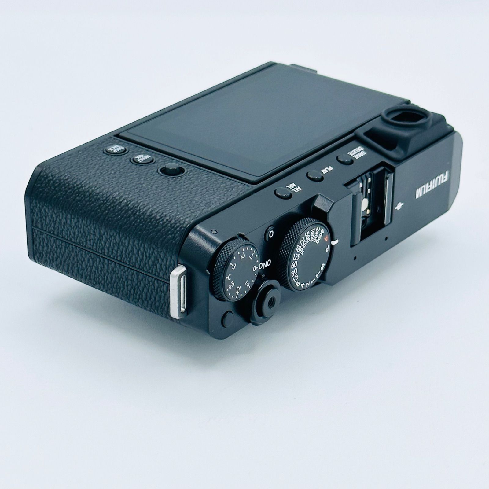 ほぼ新 1ショット】富士フイルム(FUJIFILM) ミラーレスデジタル ほぼ新 1ショット】富士フイルム(FUJIFILM) ミラーレスデジタル