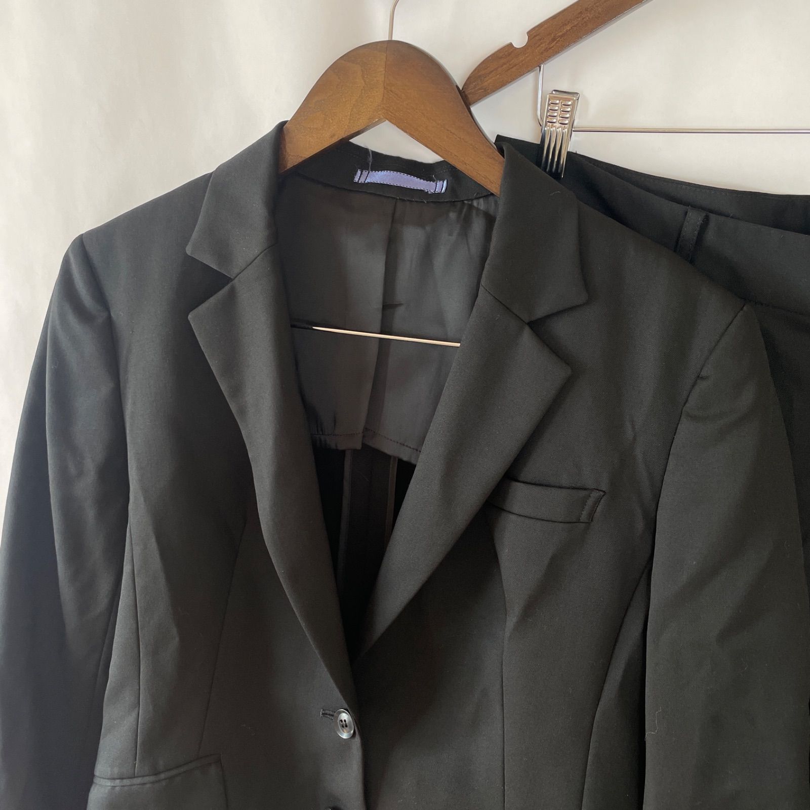 美品】アオキ LES MUES プレシャスブラック レディース スーツ