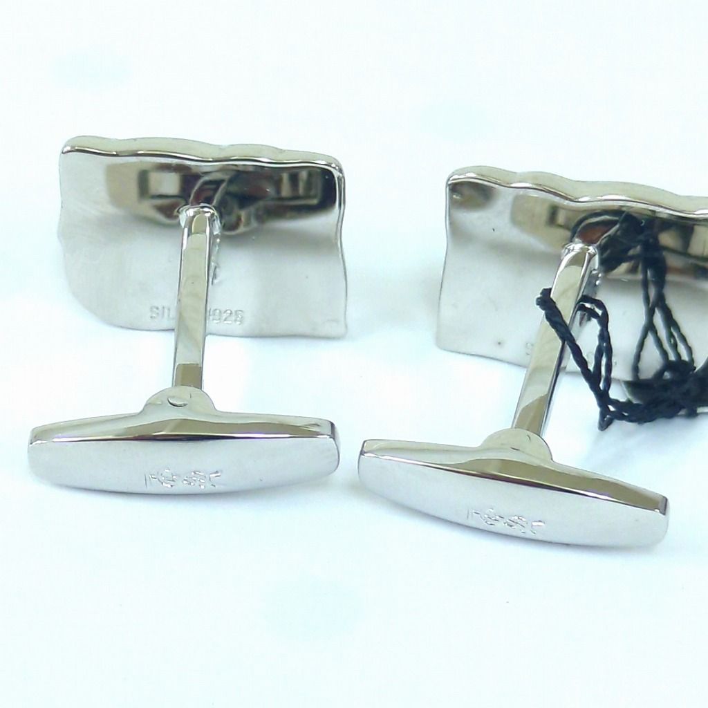 【希少 未使用】 イヴサンローラン シェル カフリンクス ネクタイピン グリーン 希少 未使用】 イヴサンローラン シェル カフリンクス ネクタイ