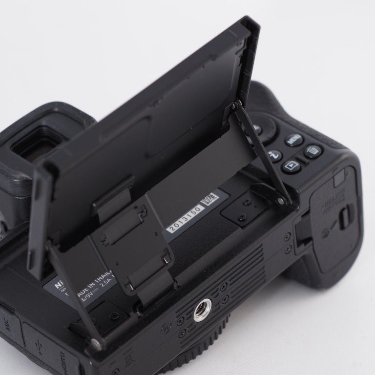 Nikon ニコン ミラーレス一眼カメラ Z50 ボディ ブラック 公式