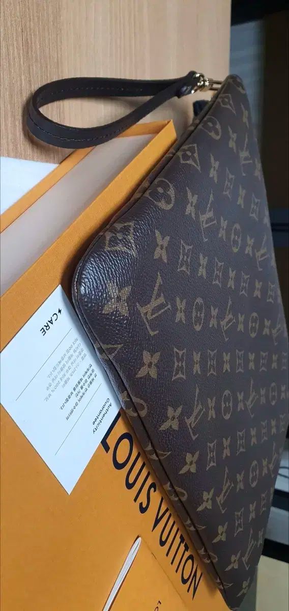 Vuitton ルイヴィトン