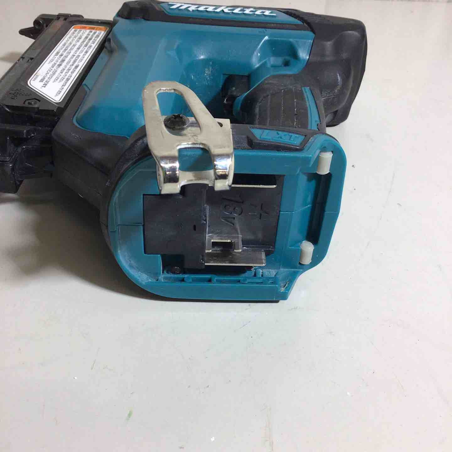 makita コードレスピンネイラ