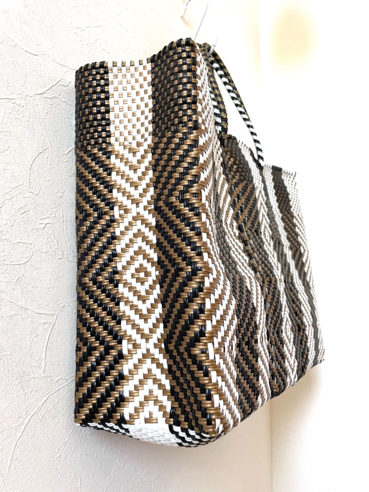 メキシコ製メルカドバッグLサイズ／ブラック×ゴールド×ホワイト