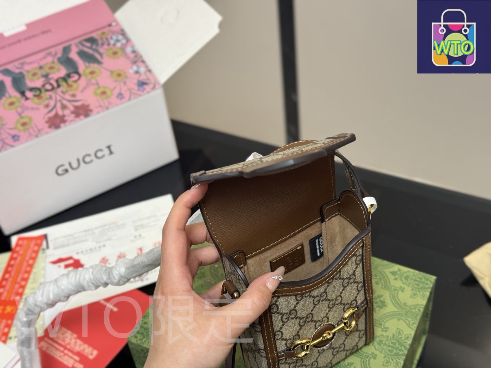 極美品　オールドグッチ　GUCCI レザー　ハンドバッグ　A4可能 ホワイト 2025年最新】ハンドバッグの人気アイテム - メルカリ