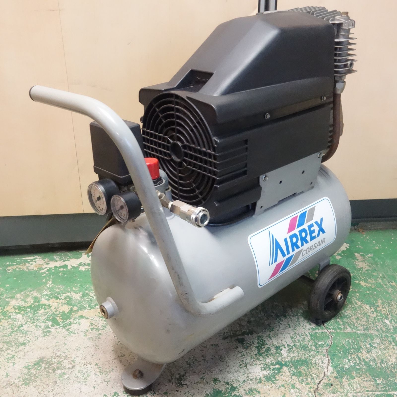 送料無料] ☆アネスト岩田 AIRREX オイル式 エアー