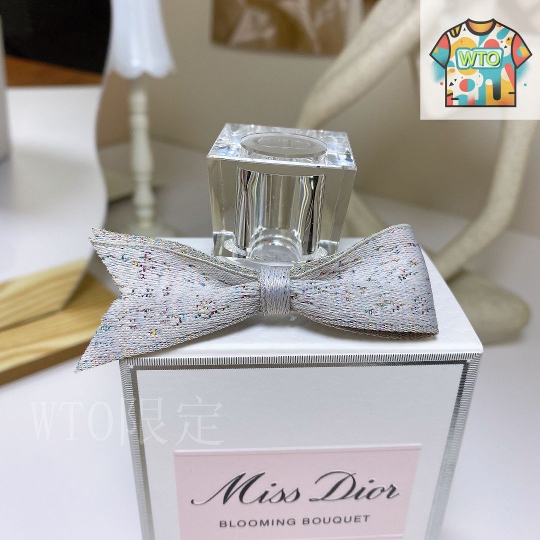 未使用に近い　ミスディオール シェリー 100ml Dior ミスディオール シェリー ブルーミングブーケ オードトワレ