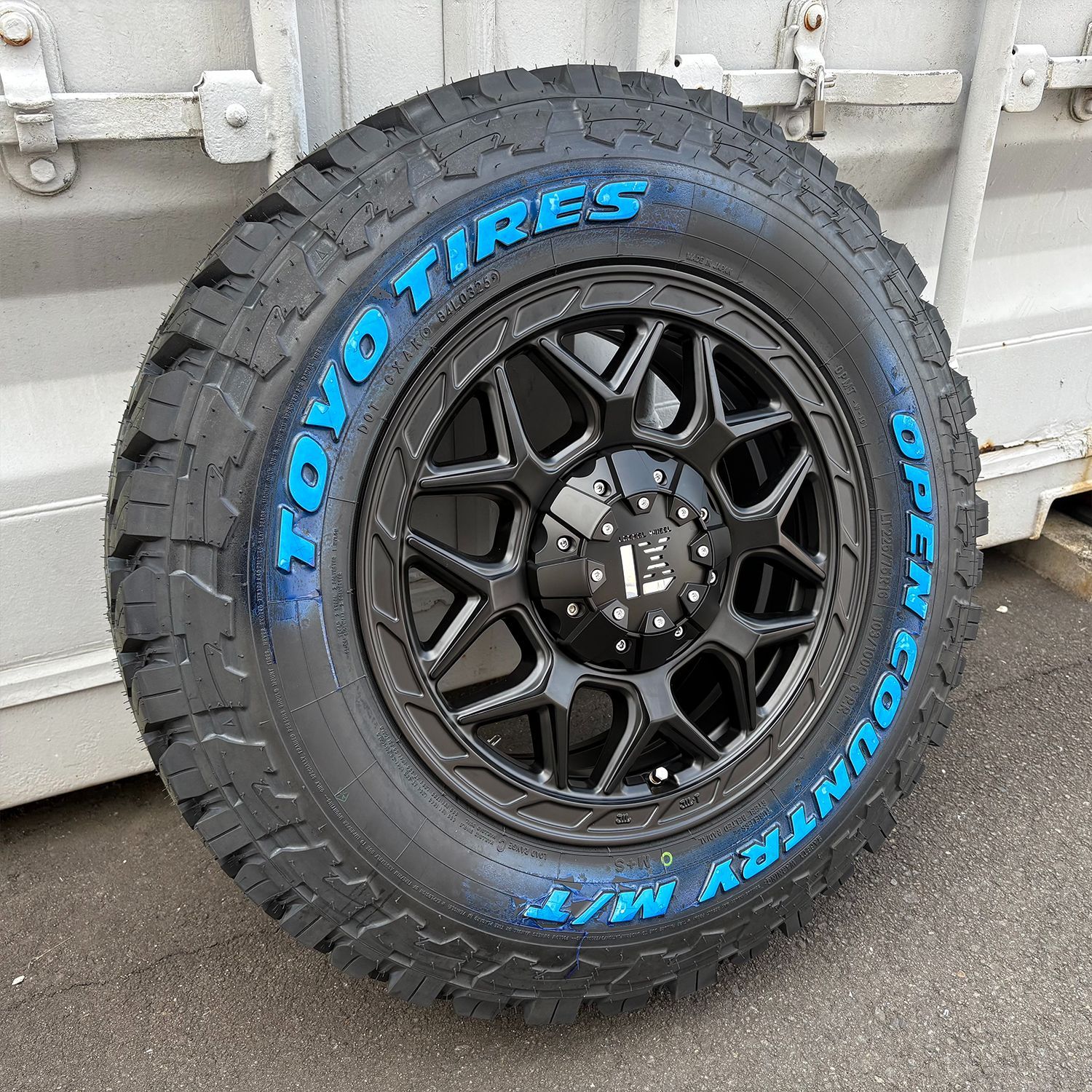 新品4本セット】デリカ D5 RAV4 CX5 エクストレイル 新品 タイヤ 