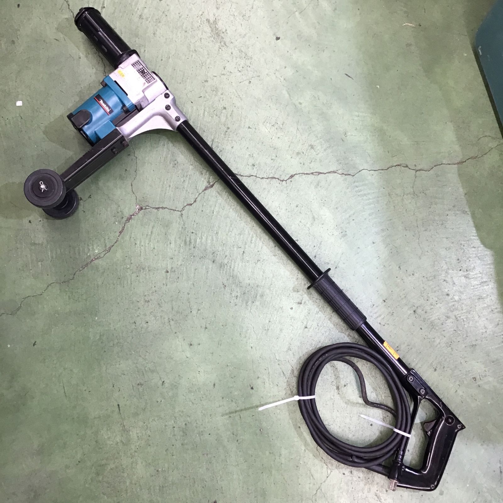 【中古】 マキタ makita 電動ケレン ロングハンドルタイプ HK1800L 【桶川店】