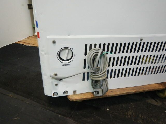 中古】2007年製 サンヨー 冷凍 ストッカー SCR-S64 62L 冷凍庫 アイス 