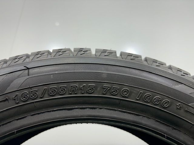 スタッドレス