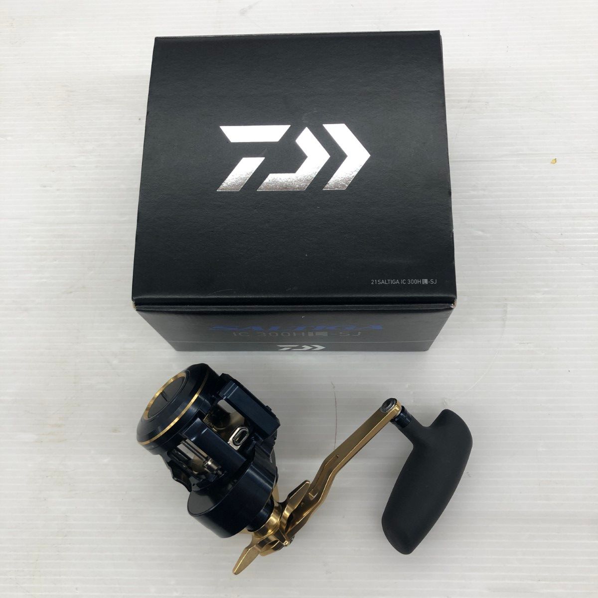 σσ DAIWA ダイワ 00631507 釣り用品 リール ベイトリール 21ソルティガIC 300HL-SJ 程度AB