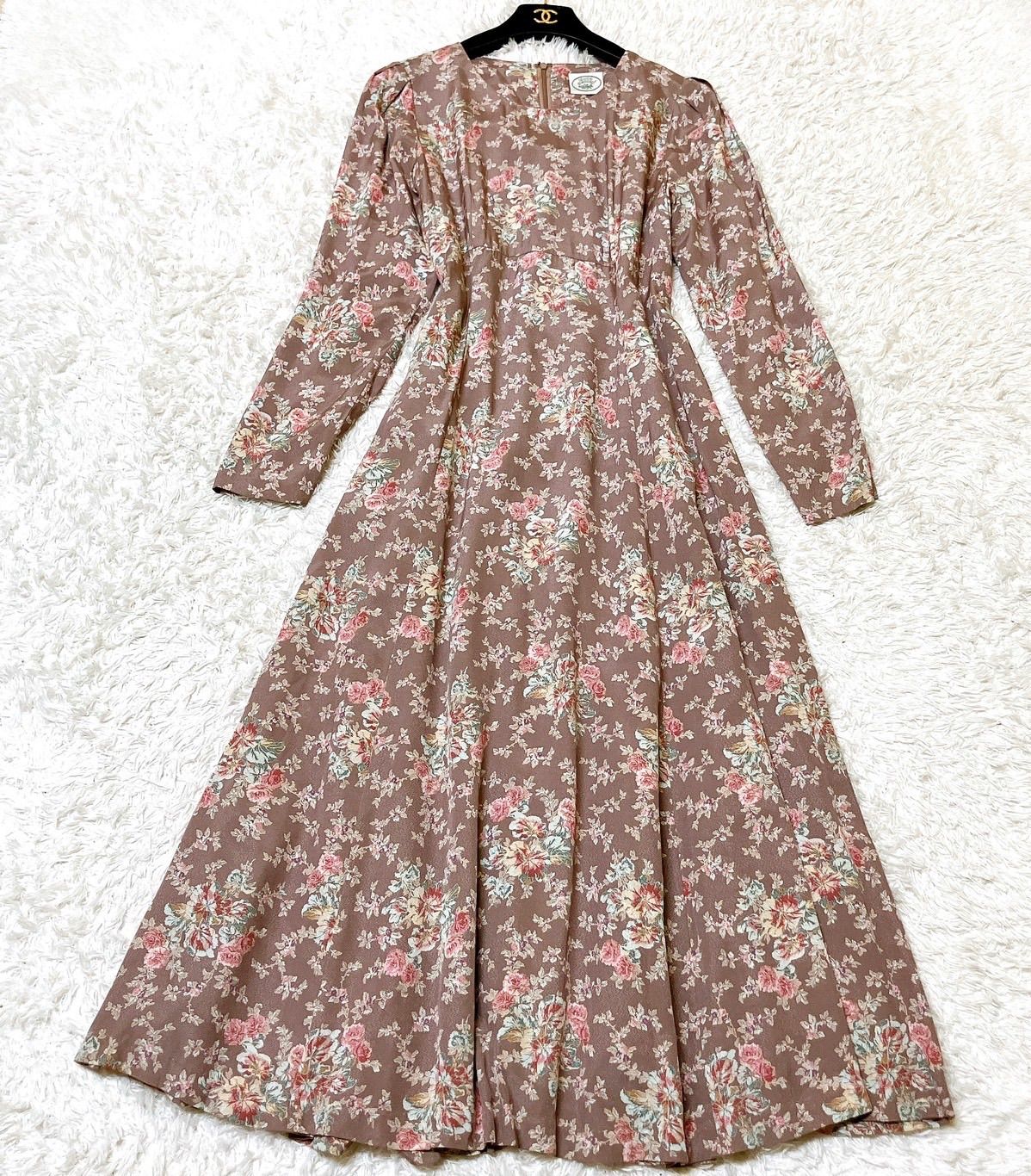 優雅✨美品 LAURA ASHLEY ローラアシュレイ ロングワンピース マキシ丈  
