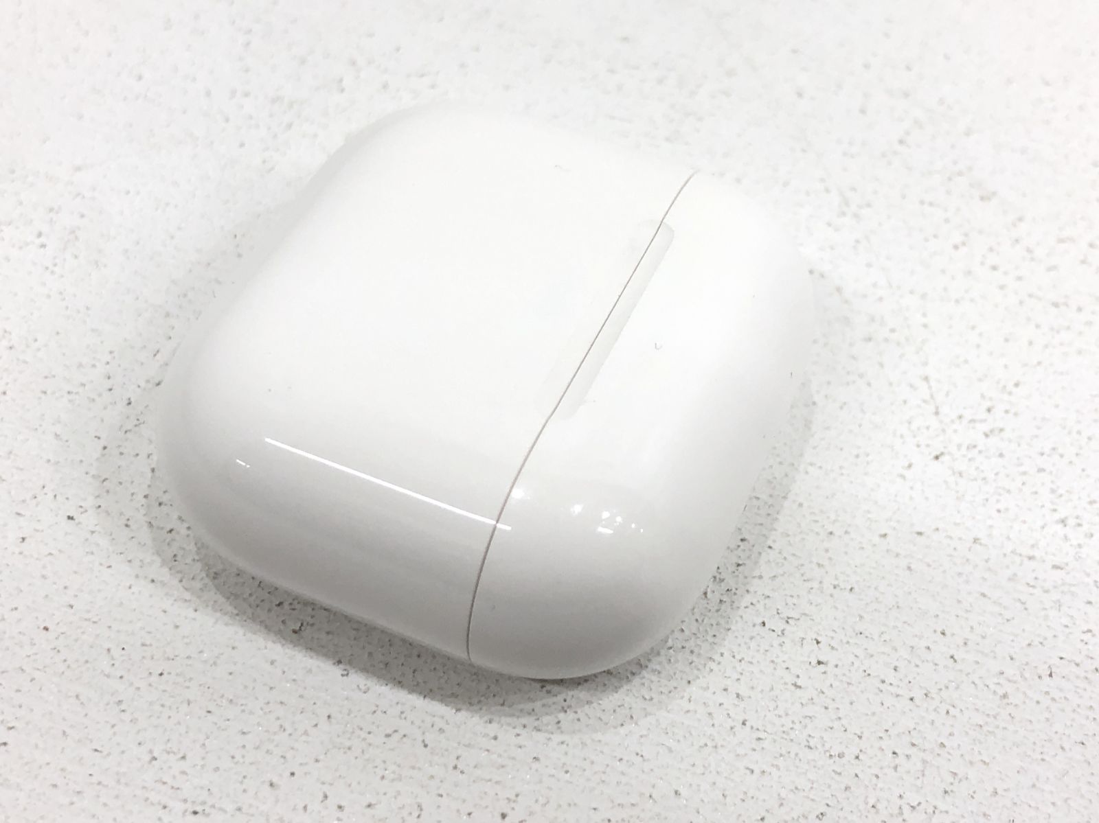 AirPods4