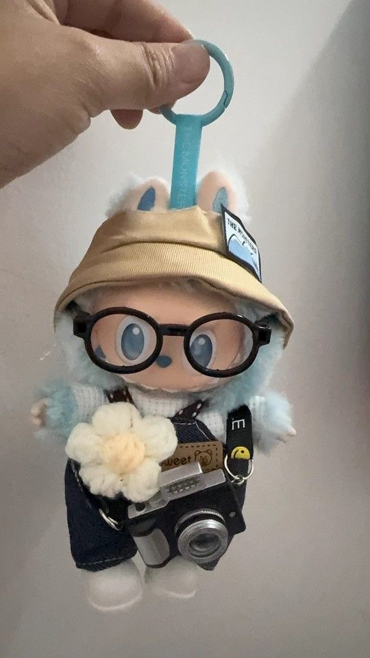 ラブブぬいぐるみ 3色セット ラブブぬいぐるみセット シール付き - メルカリ