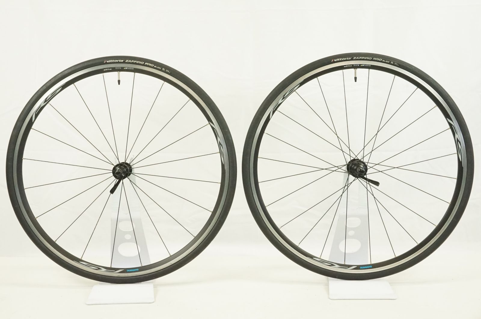 シマノ 前後ホイールセット WH-RS100 価格