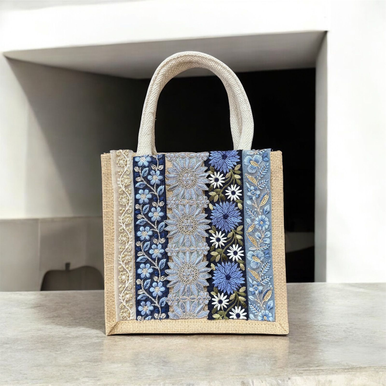 インド刺繍リボンのジュートバッグ/エコバッグ/カゴバッグ/サブバッグ/夏小物/浴衣