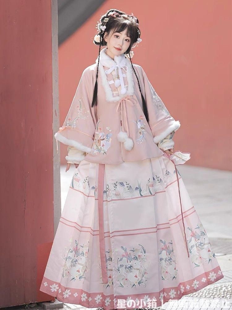 2025年新作 新品未使用 豪華刺繍 漢服 かんふく 古風衣装 レトロ風