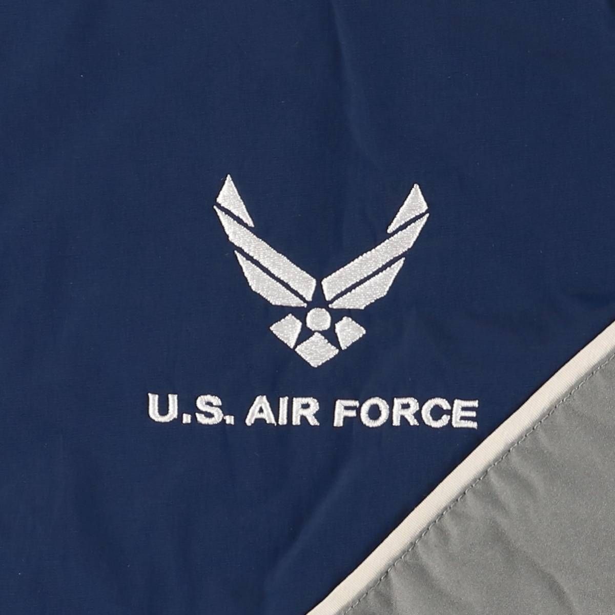 ミリタリー トレーニングジャケット エアフォース 米軍 紺 古着 L 14369 楽天市場】米軍 AIR FORCE PTU トレーニングジャケット ナイロン