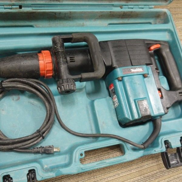 makita 電動ハンマ HM1202C 100V 電動ハンマー DIY 大工道具 マキタ ≡DT4917 - メルカリ