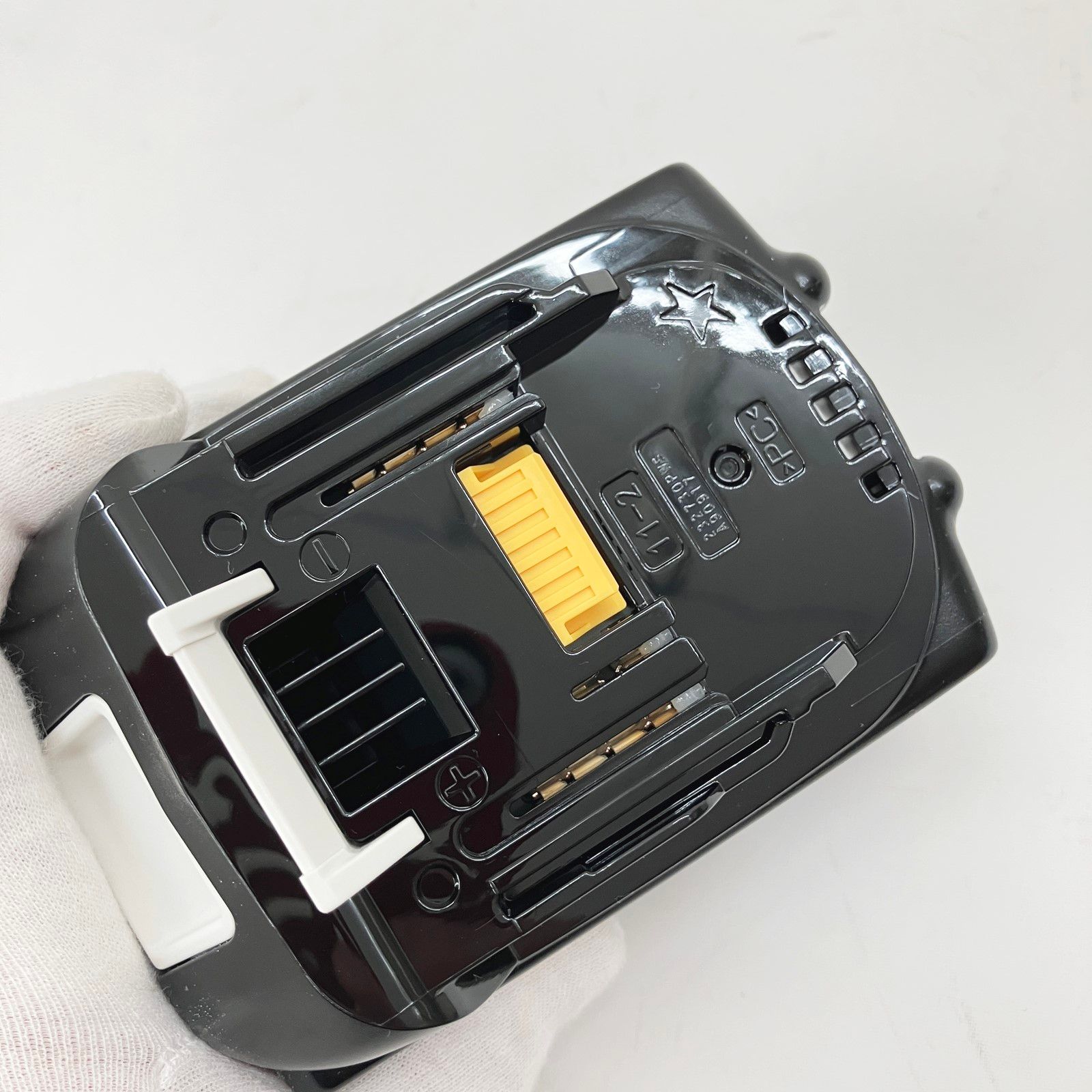 リチウムイオンバッテリ BL1860B