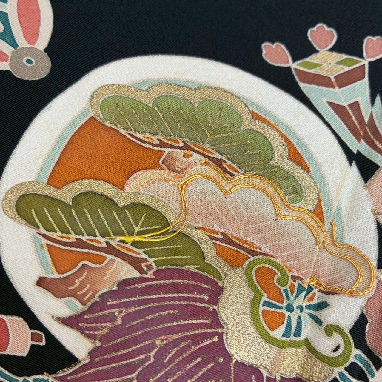 金駒刺繍 宝尽くし 黒留袖 正絹 裄65.5 比翼 袷 着物 MK-457 - メルカリ