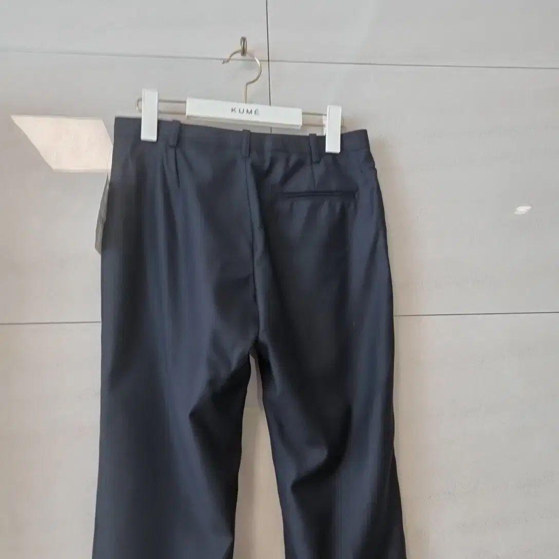 スラック パンツ