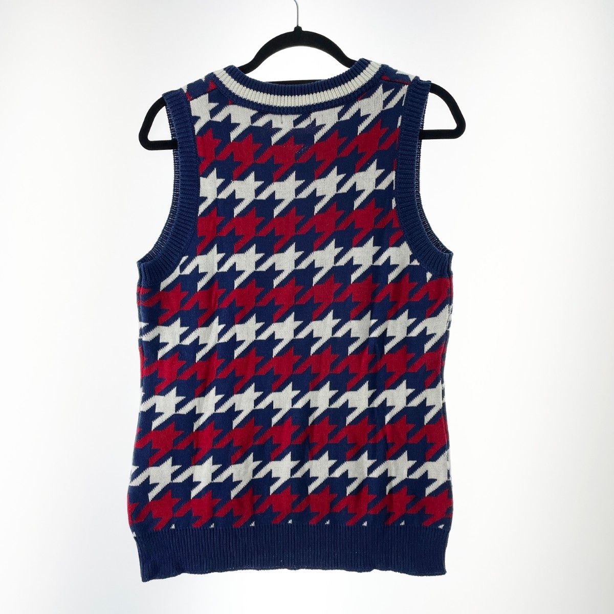 新品未使用新作G/FOREジーフォアレディーキルティングベストsizeSグレー 新品未使用新作G/FOREジーフォアレディーキルティングベスト