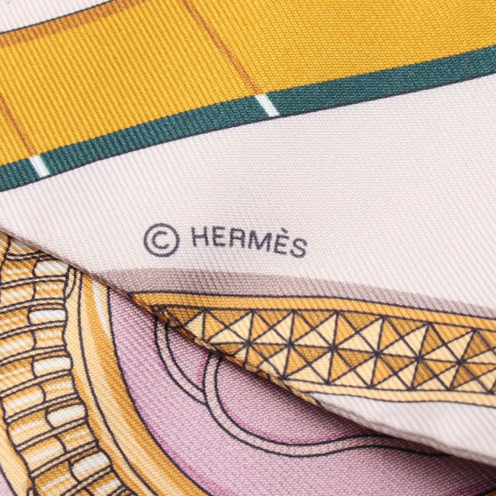 エルメス HERMES スカーフ ツイリー GRAND APPARAT ピンク シルク