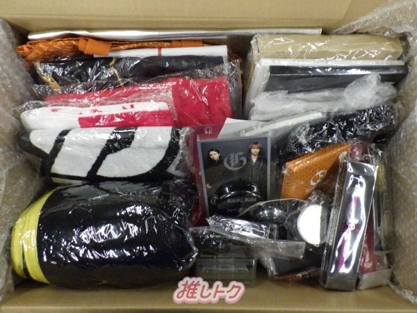 KinKi Kids 箱入り グッズセット 未開封含む - メルカリ