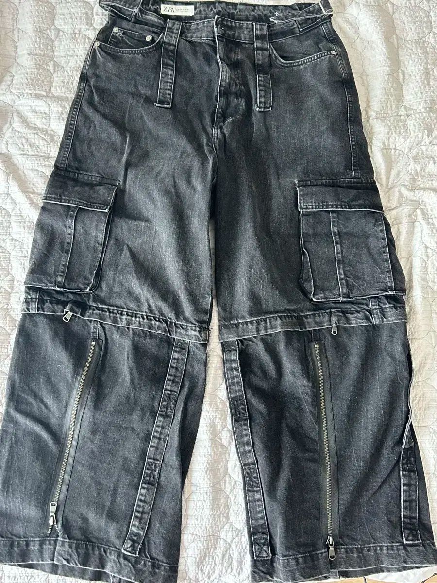 ZARA ザラ 黒 ウォッシング カーゴ ジッパー デニム パンツ 取り外し 32 サイズ