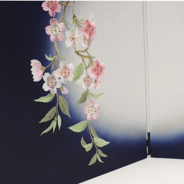 アウトレット品 インテリア 屏風単品 15号 丸紺枝桜刺繍 二曲屏風 飾り