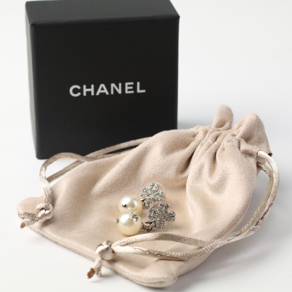 CHANEL シャネル 15P フェイクパール ラインストーンクローバー CHANEL シャネル 15P フェイクパール ラインストーンクローバー