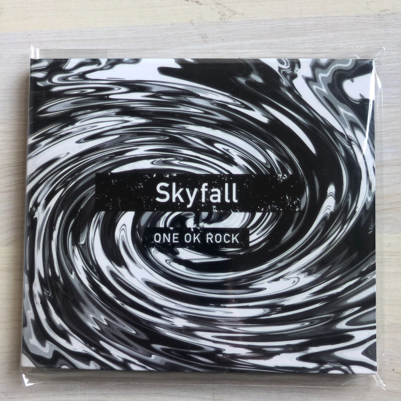 主観的に美品です会場限定盤 Skyfall CD ワンオクロック