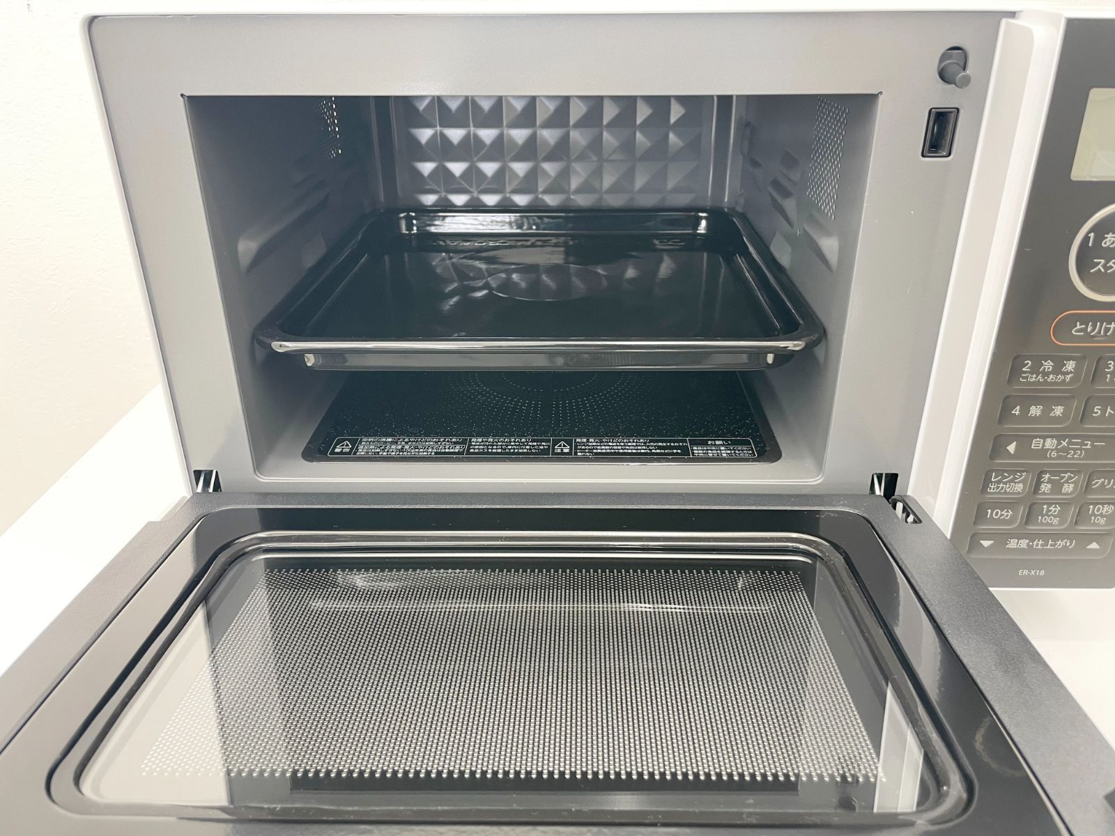 TOSHIBA　東芝 ER-X18(W) オーブンレンジ ホワイト　2024年式 TOSHIBA 東芝 ER-X18(W) オーブンレンジ ホワイト 2024年式 TOSHIBA