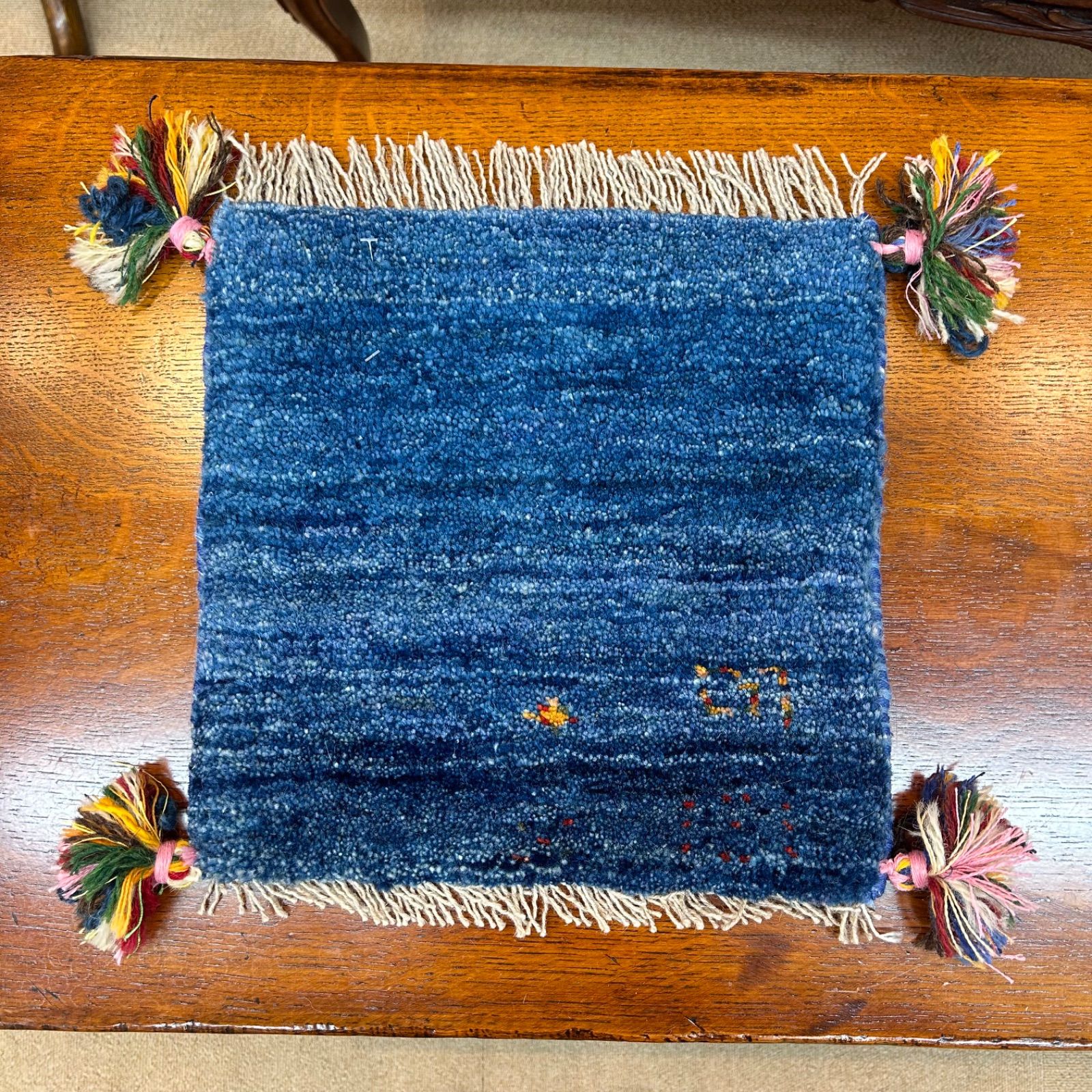 イラン　草木染め　手織り　ギャッベ　毛100% ギャベ 40×40 イラン製 ペルシャ 座布団 手織り ウール100