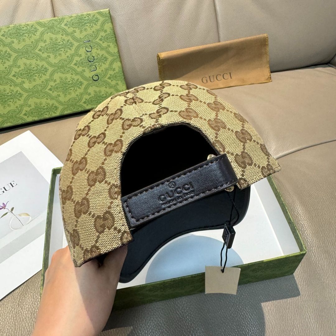 新品未使用 adidas x GUCCI  コラボ ベースボールキャップ  XS org.jpg