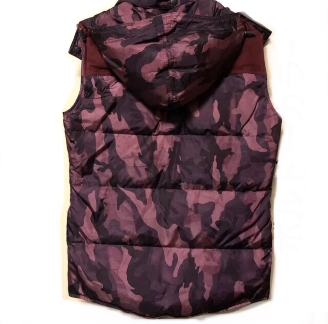 AKM カモフラ マウンテンダウンベスト 迷彩 リモンタ ダウンベスト