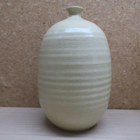 美濃焼 伝統工芸士 真山窯 伊藤真司 作 三島手 飾り壺 - メルカリ