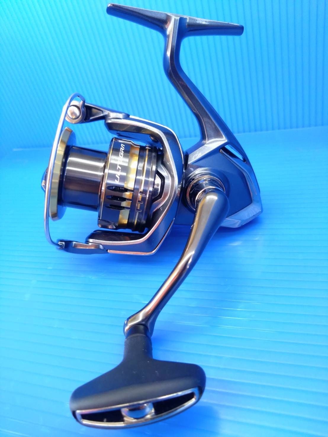 シマノ 21アルテグラ C3000HG スピニング 万能 人気モデル