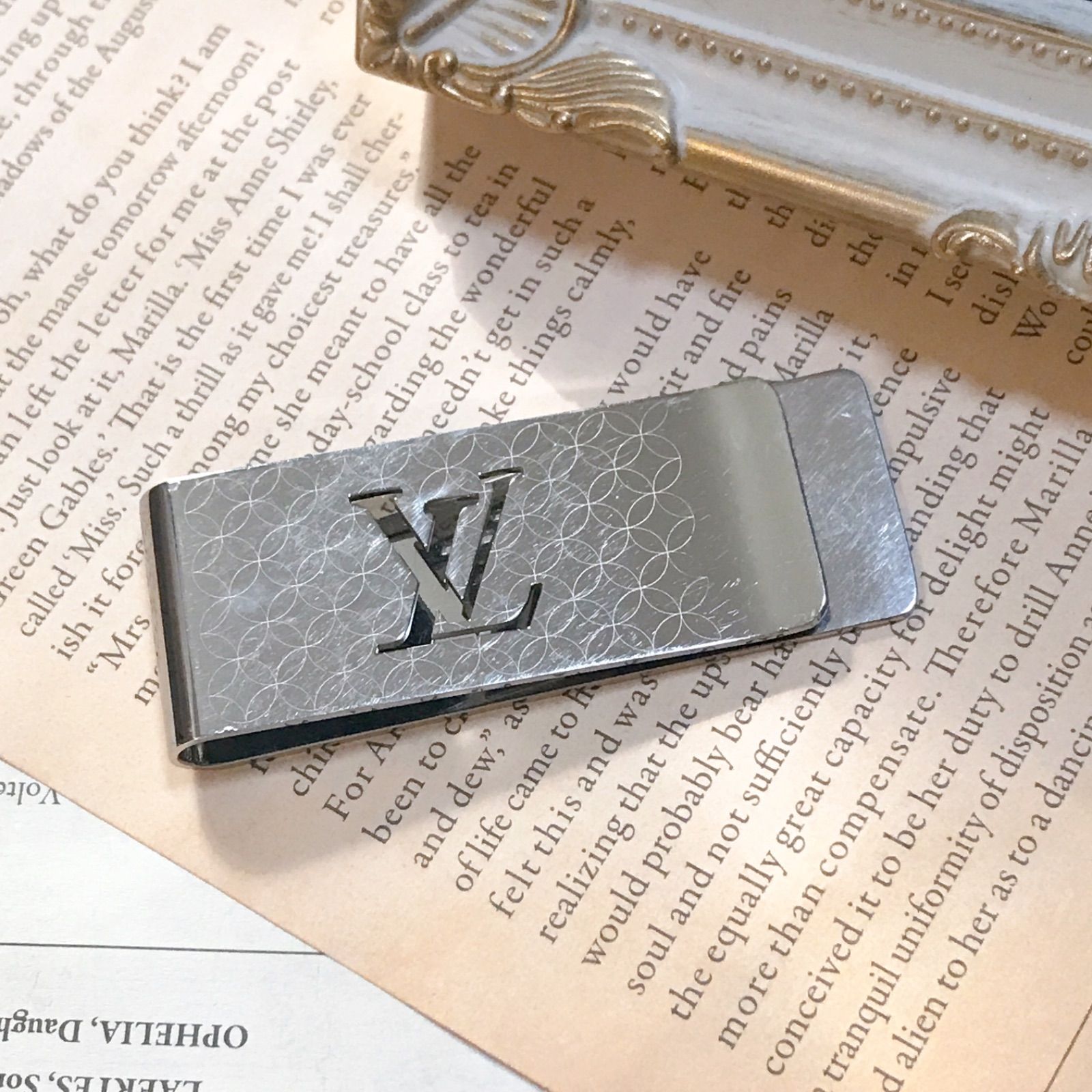 かー　ルイヴィトン マネークリップ パンス ビエ シャンゼリゼ シルバー LOUIS VUITTON ルイ ヴィトン パンス ビエ シャンゼリゼ