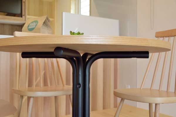 ダリオカフェテーブル 円形 W80×D80×H67cm No.225 ブラウン MARWIL-DEMENAGEMENTS_CH