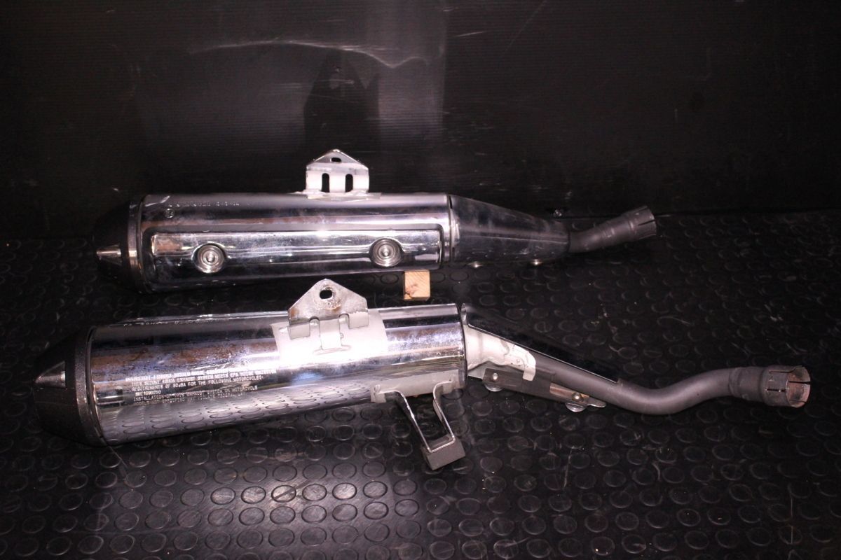 ☆スズキ☆GSR250☆サイレンサー☆48H0☆D-1313