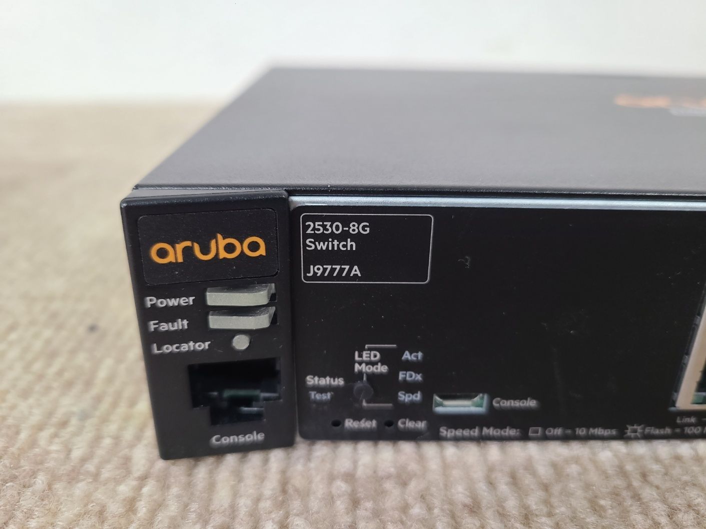 HPE Aruba J9777A 2530-8G 8-Port Switch Power /w Adapter 初期化済み [NW002]