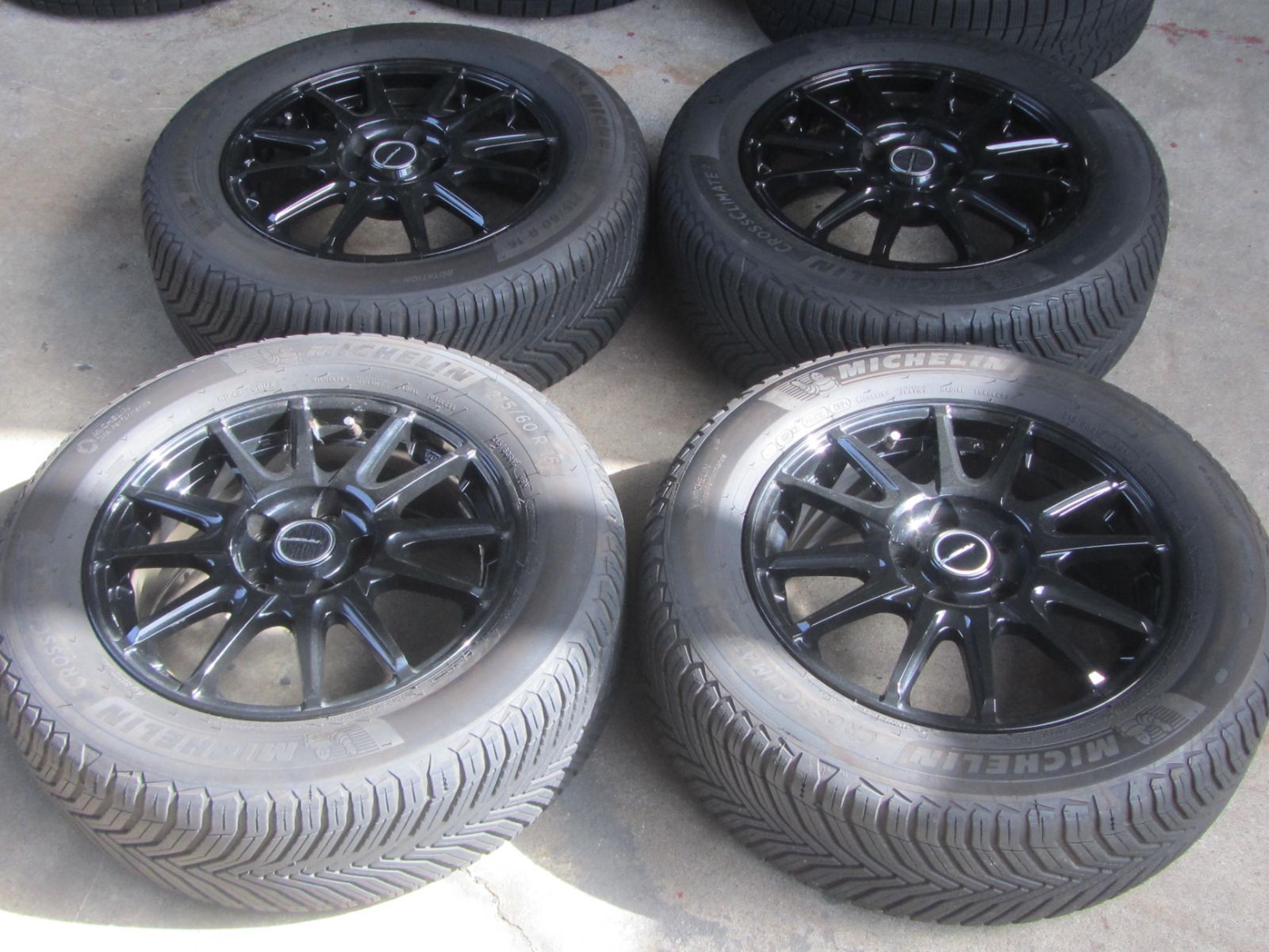 人気商品 215|60R16 オールシーズン ミシュラン クロスクライメイト2 エスティマ クラウン マークＸなど