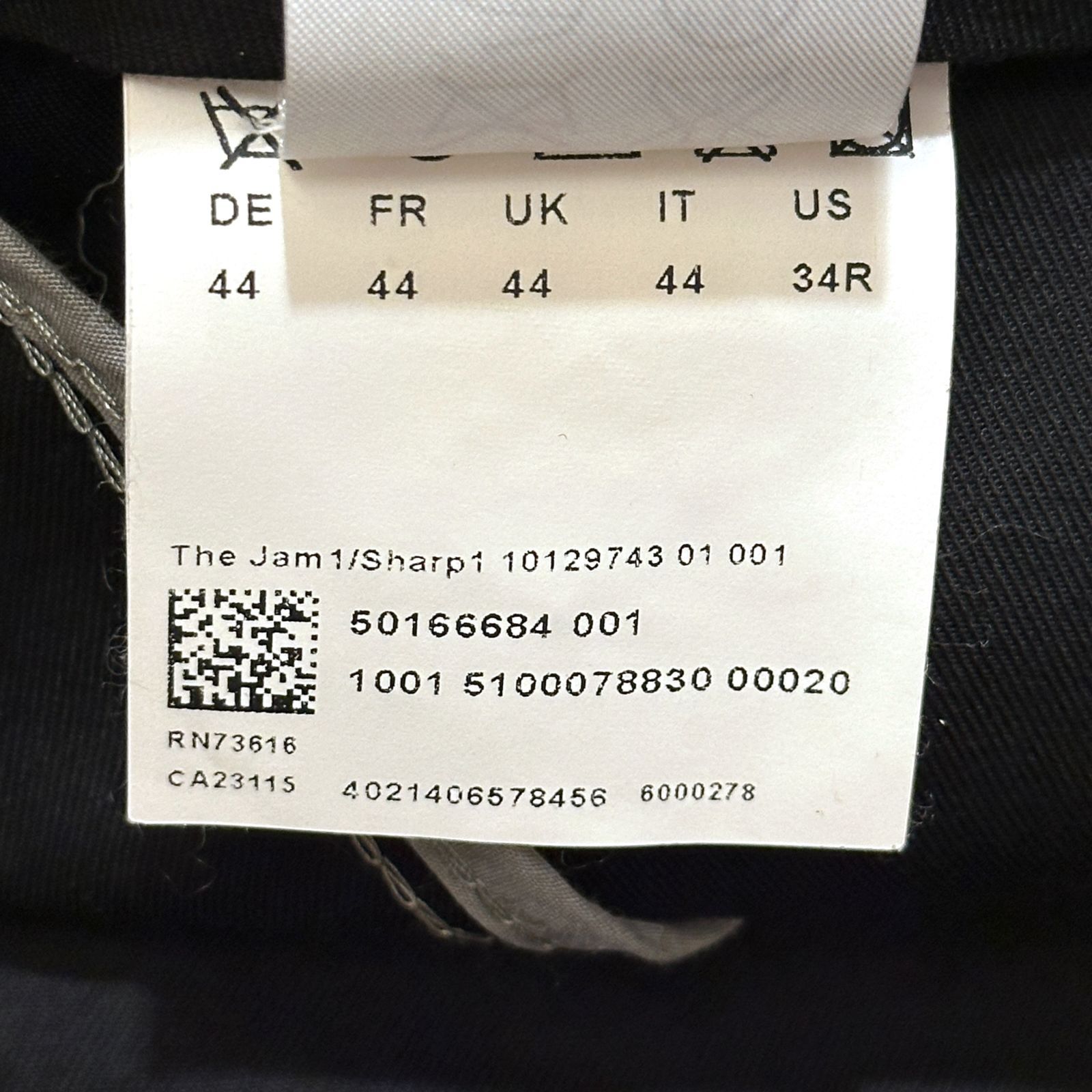 スーツセットアップ