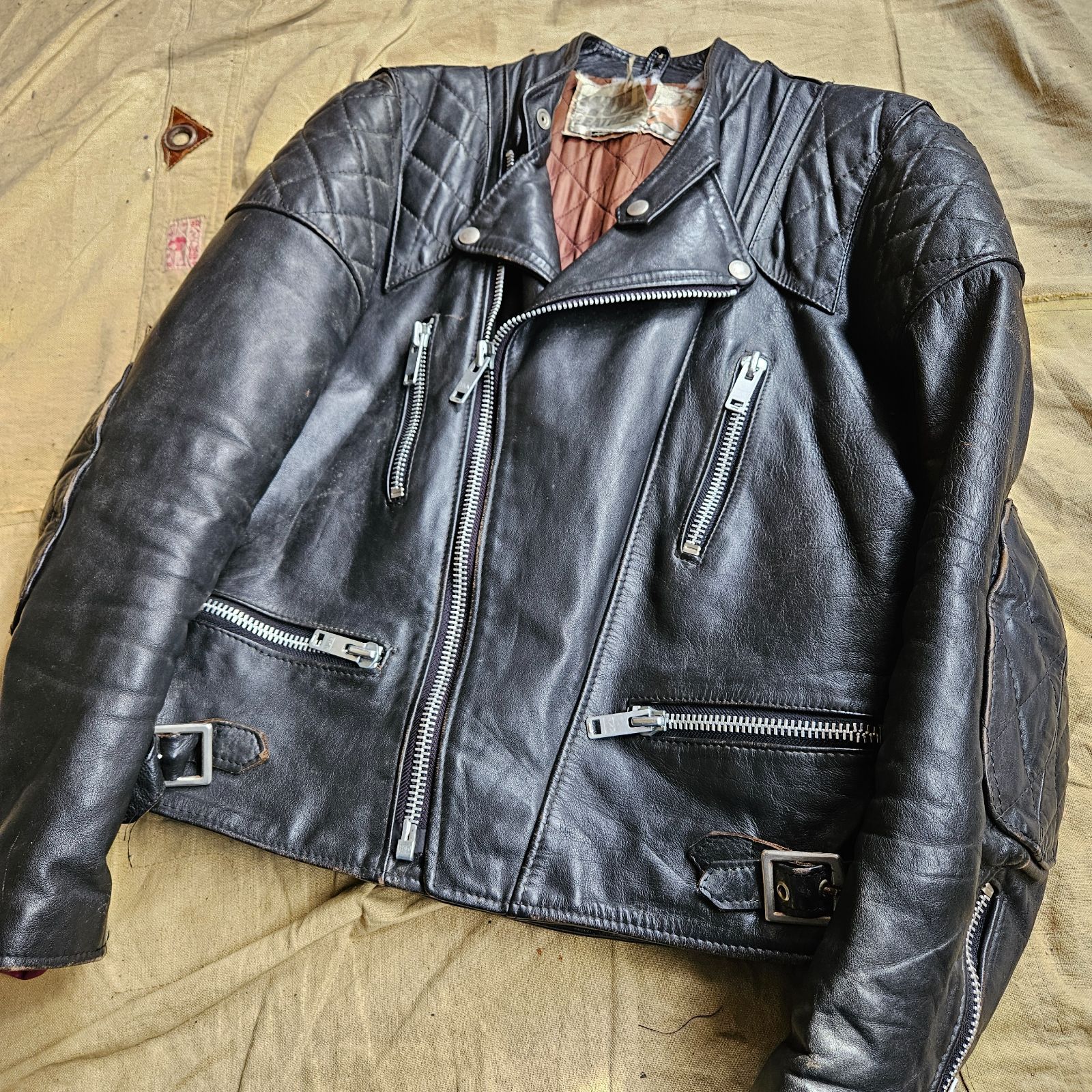 70s UK Vintage [WOLF LEATHERS] Motorcycle Jacket - メルカリ